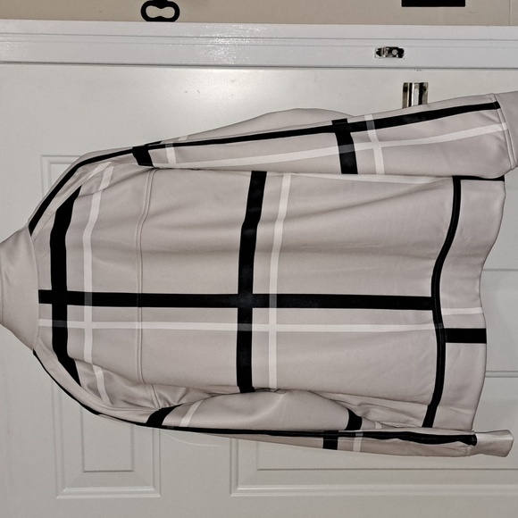 MEN'S HOLLA by SECOND SKIN GOLF JACKET- SIZE MEDIUM - Picture 4 of 5